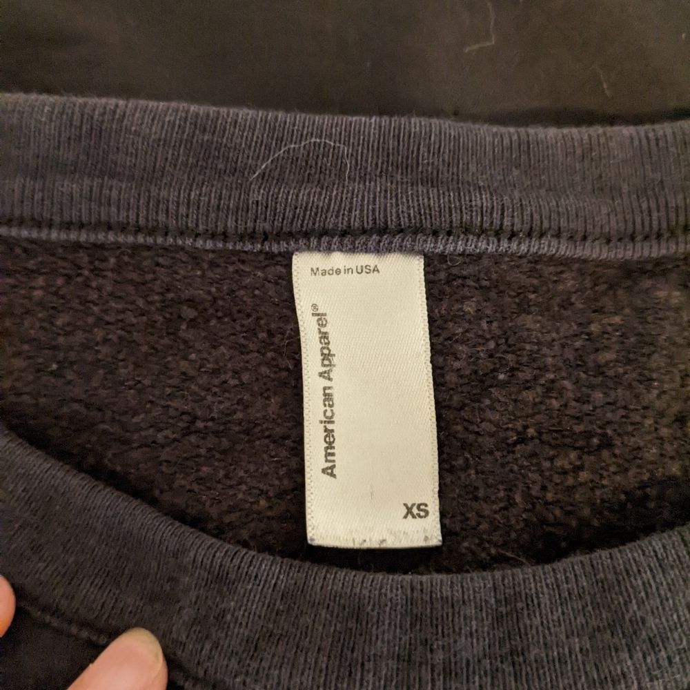 Black slim fit sweater with cat decal - Picture 3 of 3